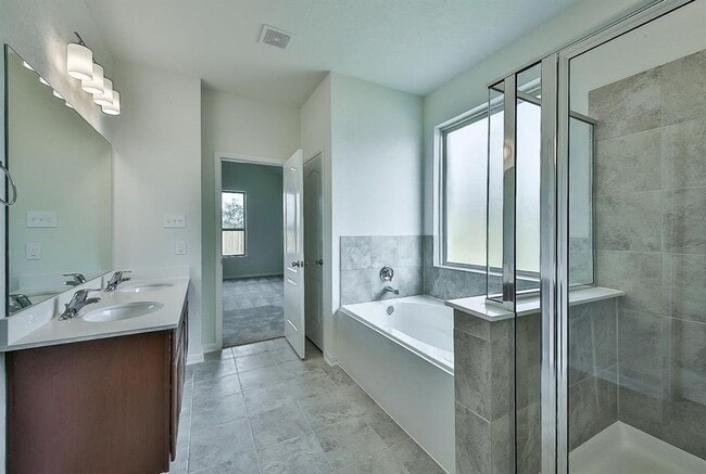 Photo - 28330 Buffalo Fork Ln
