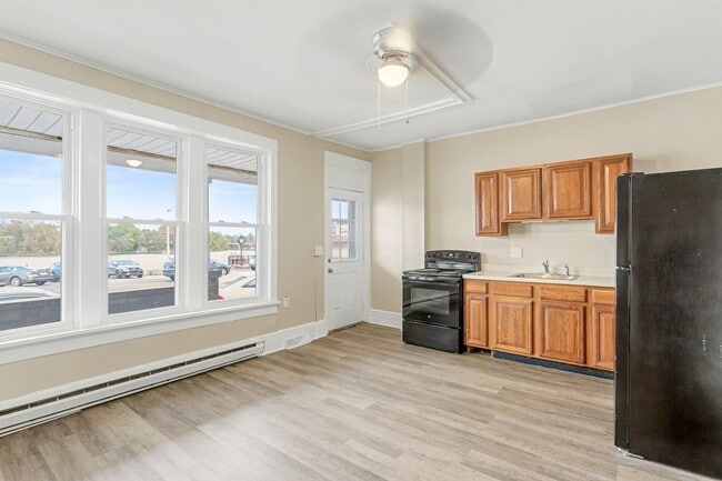 Photo - 306 S Front St Unit A