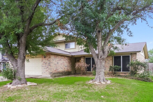 Photo - 7935 Forest Flame