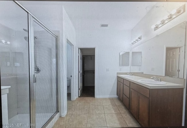 Photo - 1002 Wetland Ridge Cir