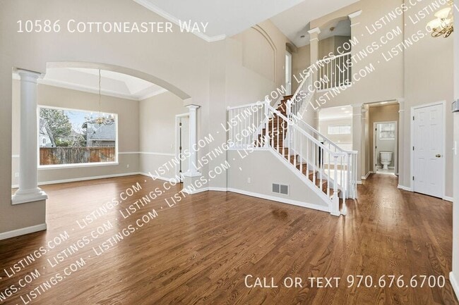 Photo - 10586 Cottoneaster Way