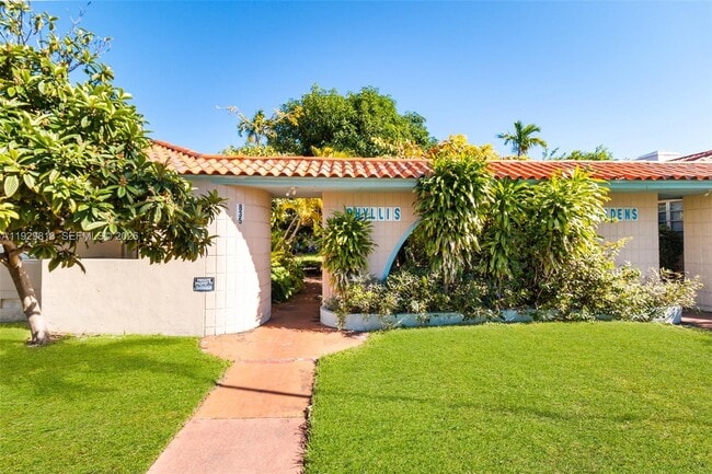 Photo - 835 Alton Rd Unit 19