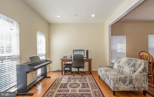 Photo - 26077 Springdale Dr
