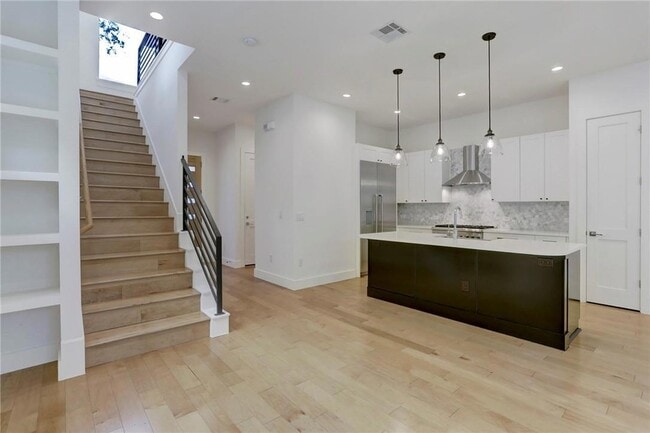 Photo - 2711 S 5th St Unidad B