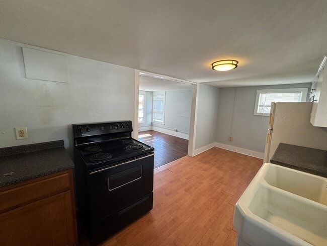 Photo - 120 Main St.