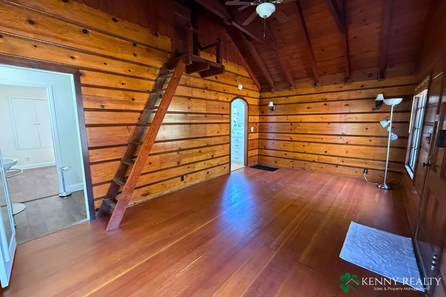 Photo - Charming 1 Bedroom Home with Private Yard in Pacifica