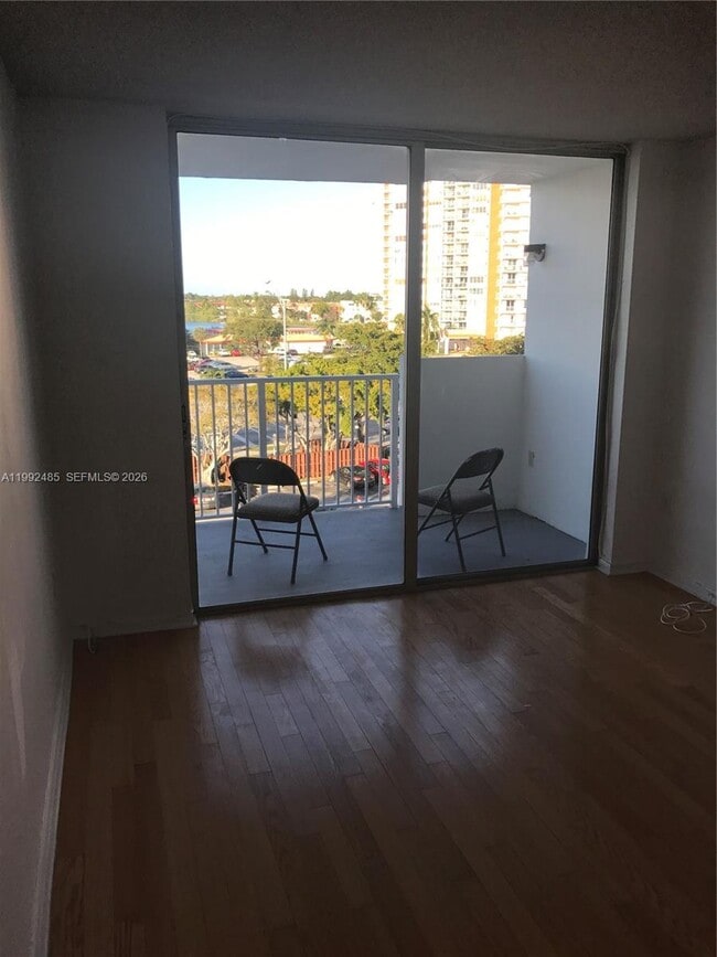 Photo - 1200 NE Miami Gardens Dr Unit 504W