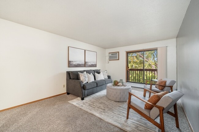 Bentwood Manor Apartments