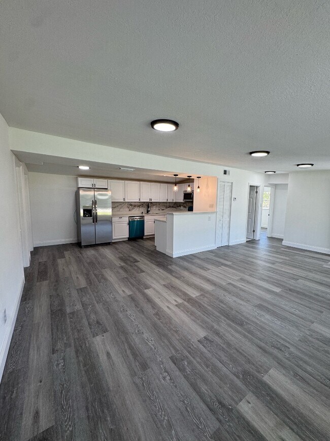 Photo - 3614 Vasco St