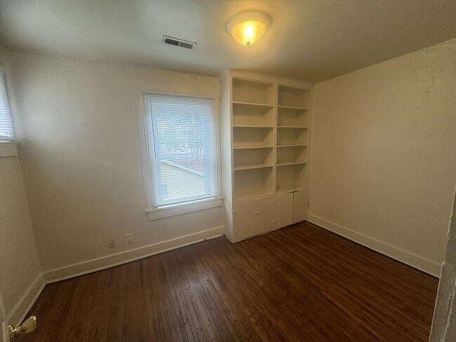 Photo - 414 S Mitchell St
