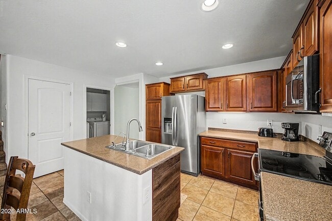 Photo - 43579 W Arizona Ave
