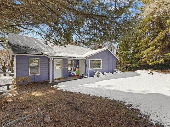 Building Photo - p633 Unit #3 Rental