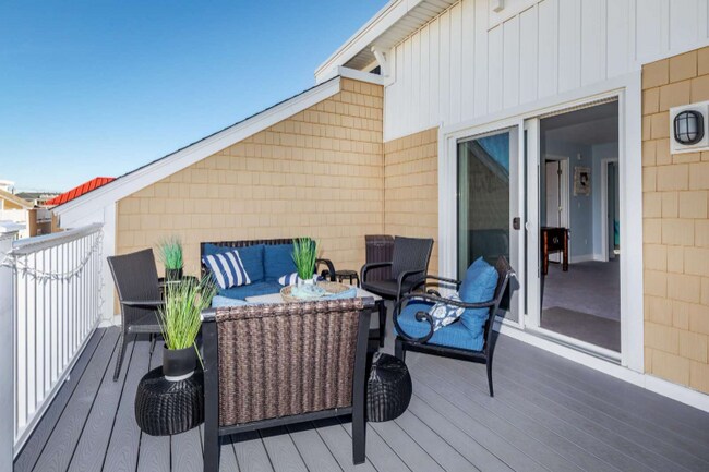 Photo - 128 Ashworth Ave Unidad 315