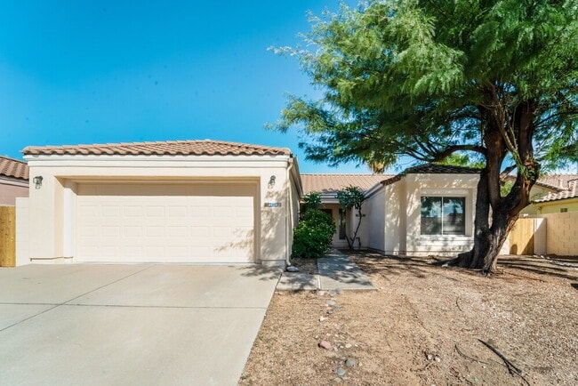 Building Photo - 3674 W Thundercloud Loop