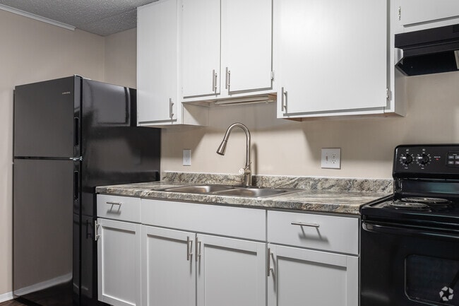 2BR, 2BA - Kitchen Appliances