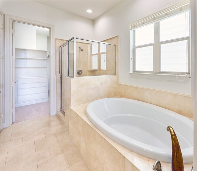 Building Photo - 1026 Wagner St