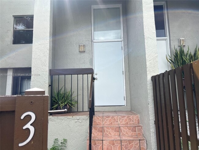Photo - 10060 NW 9th St Cir Unidad 3