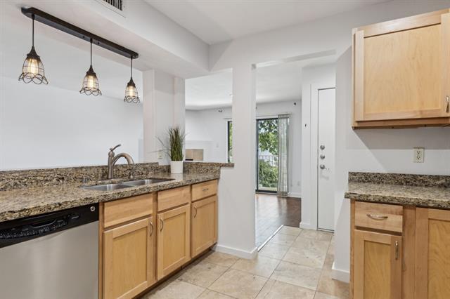 Photo - 4777 Cedar Springs Rd Unidad 6N