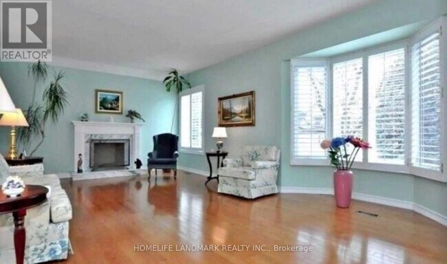 Photo - 705 Gagnon Pl