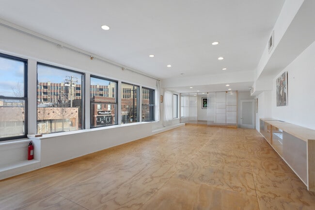 Photo - 4837 W Irving Park Rd