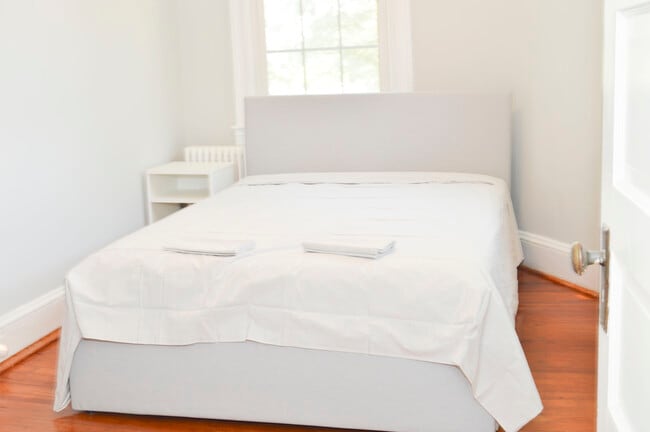 Photo - 201 Kentucky Ave SE Unit #2