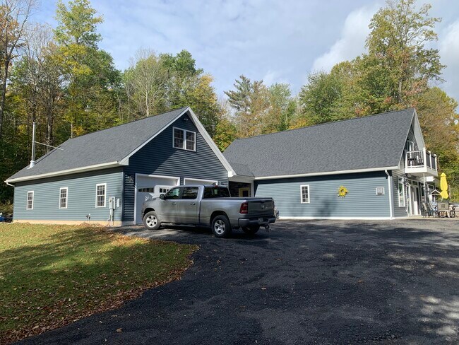 Photo - 123 Millard Bassett Rd Unit 123 Millard Bassett