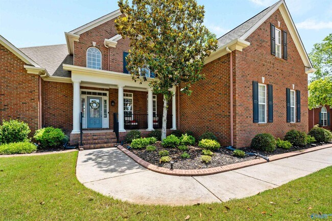 Photo - 103 Wickerberry Ln