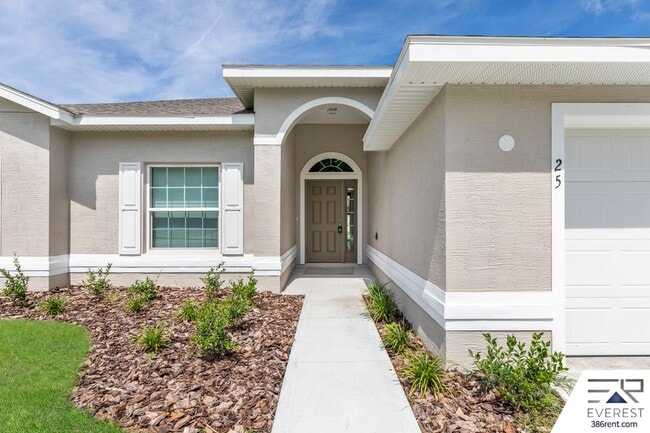 Photo - FULLY FENCED, LIKE NEW 3/2/2 IN DESIRABLE PINE GROVE