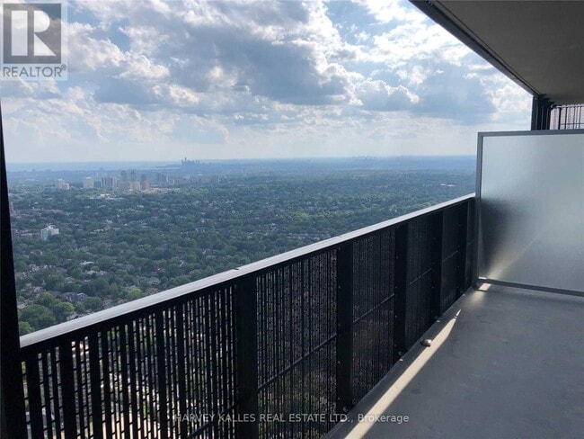 Photo - 8 Eglinton Ave E Unit 5601