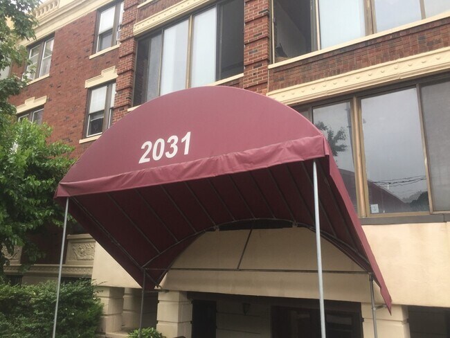 Building Photo - 2031 Commonwealth Ave Unit 15