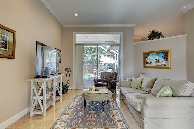 Photo - 10207 Allamanda Blvd