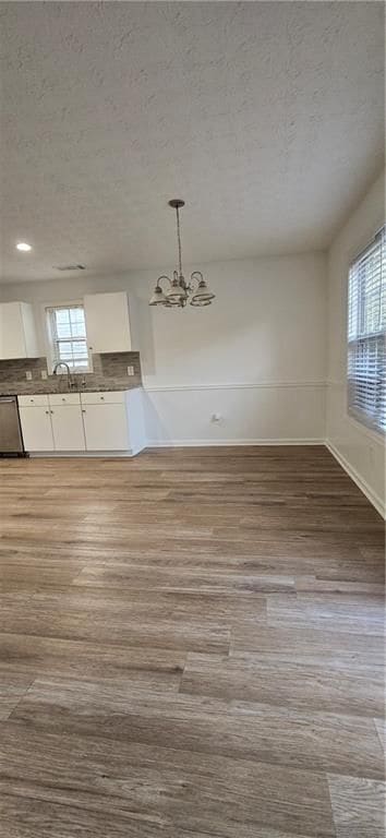 Photo - 200 Kentshire Pl NW