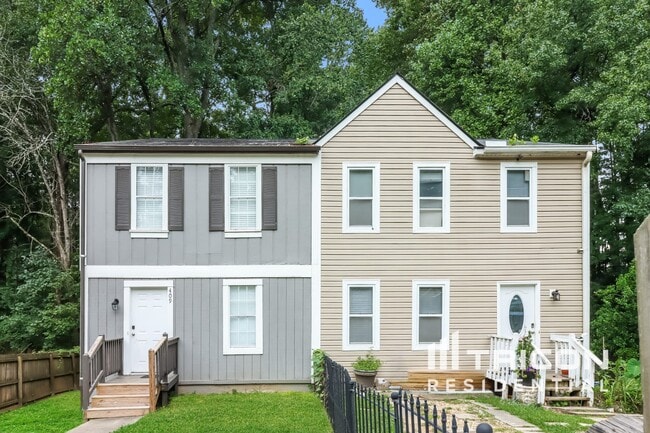 Building Photo - 409 Water Oak Way SW Rental