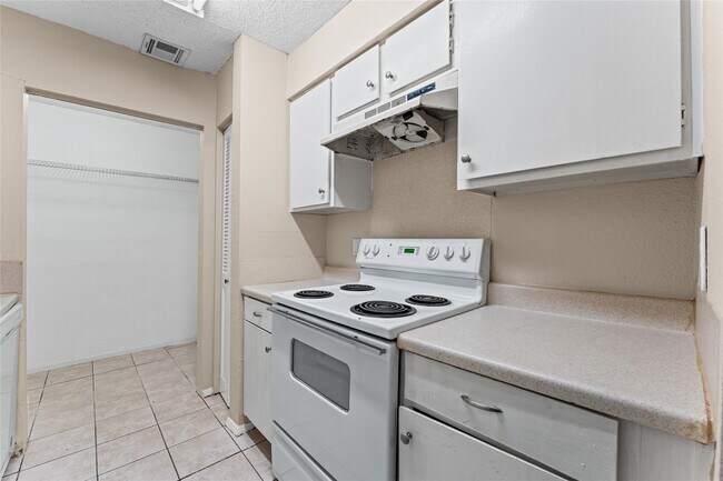 Photo - 9327 Pagewood Ln