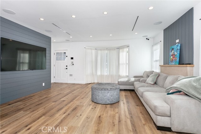 Photo - 5629 Natick Ave