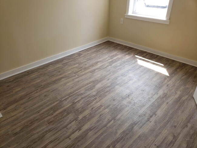 Photo - 2116 Hope St