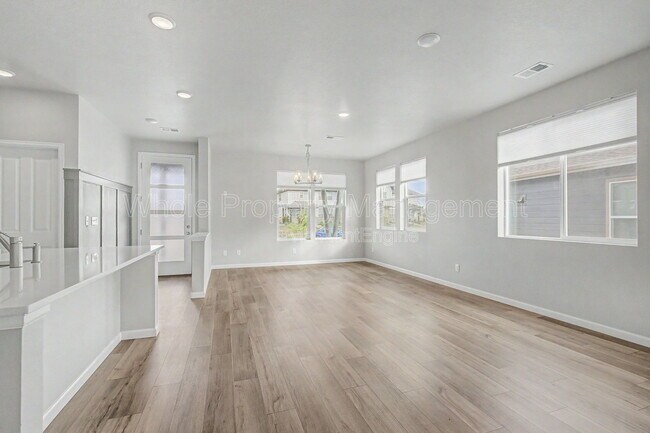 Photo - 2291 Peregrine Dr