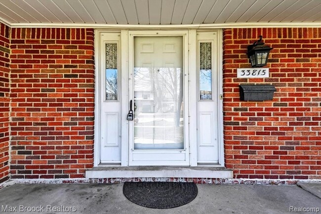 Photo - 33815 Orban Dr