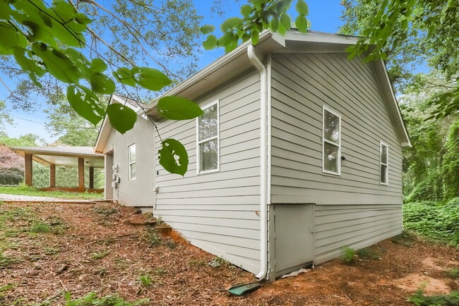 Photo - 730 Parker St