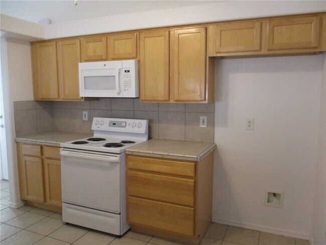 Photo - 3870 Coyote Ct