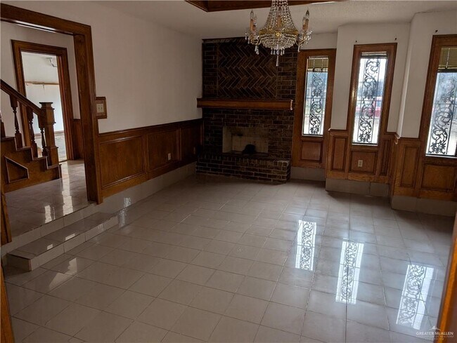 Photo - 10 S 20th Ave