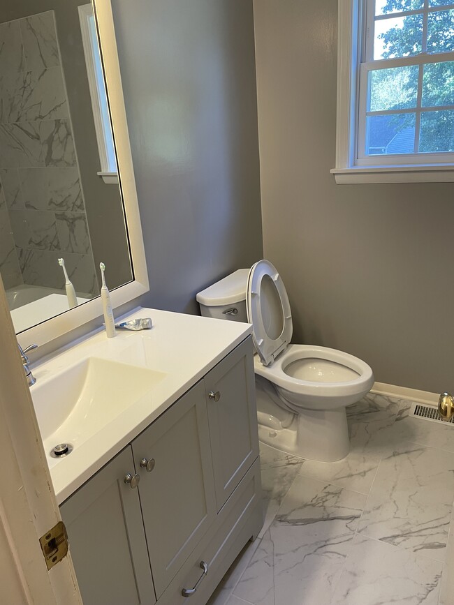 Photo - 4730 Carversham Way