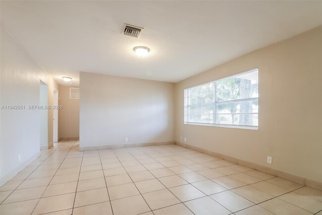 Photo - 4180 NW 34th Way