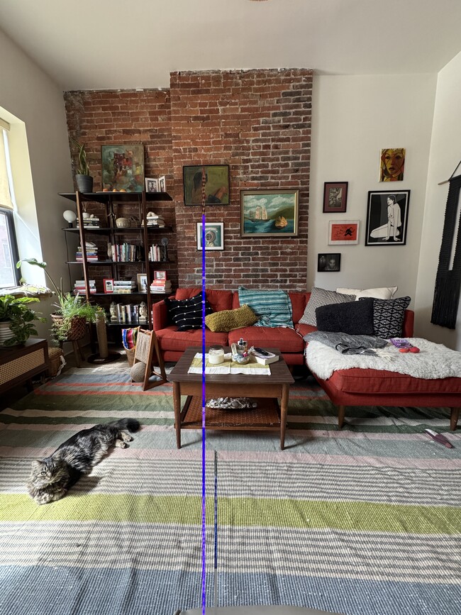 Building Photo - 2015 Forbes Ave Unit 1
