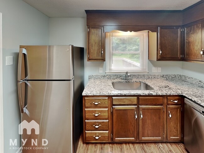 Photo - 112 Pineview Ct