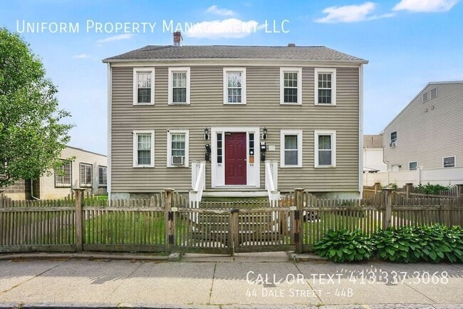 Building Photo - 44 Dale St Unit 44B