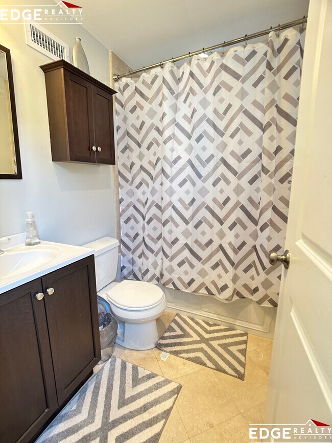 Photo - 29 Montfern Ave Unit A