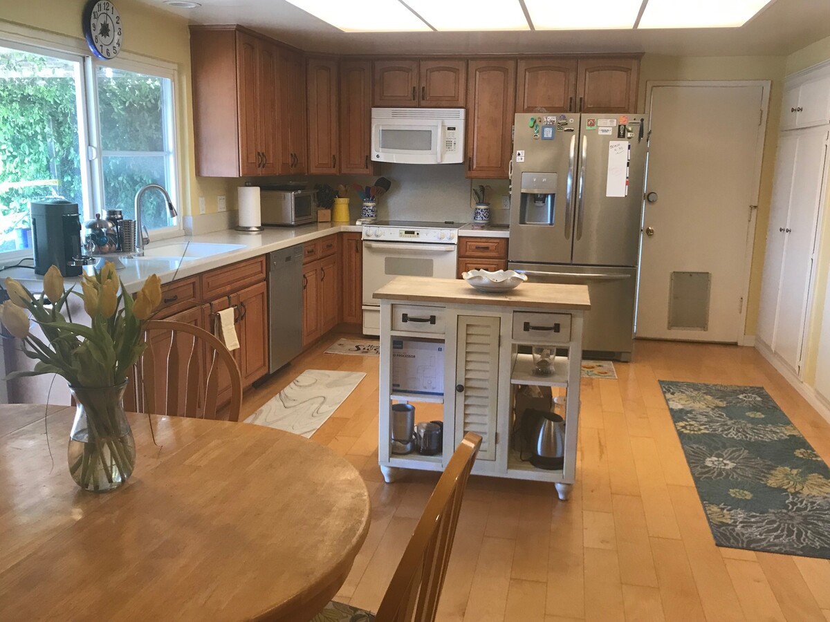 Kitchen/Dining Area - 267 Aviano Pl Casa