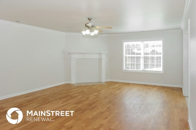 Photo - 114 Bent Saddle St