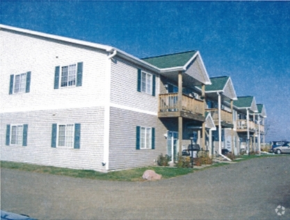 Building Photo - Camelot Village Rental